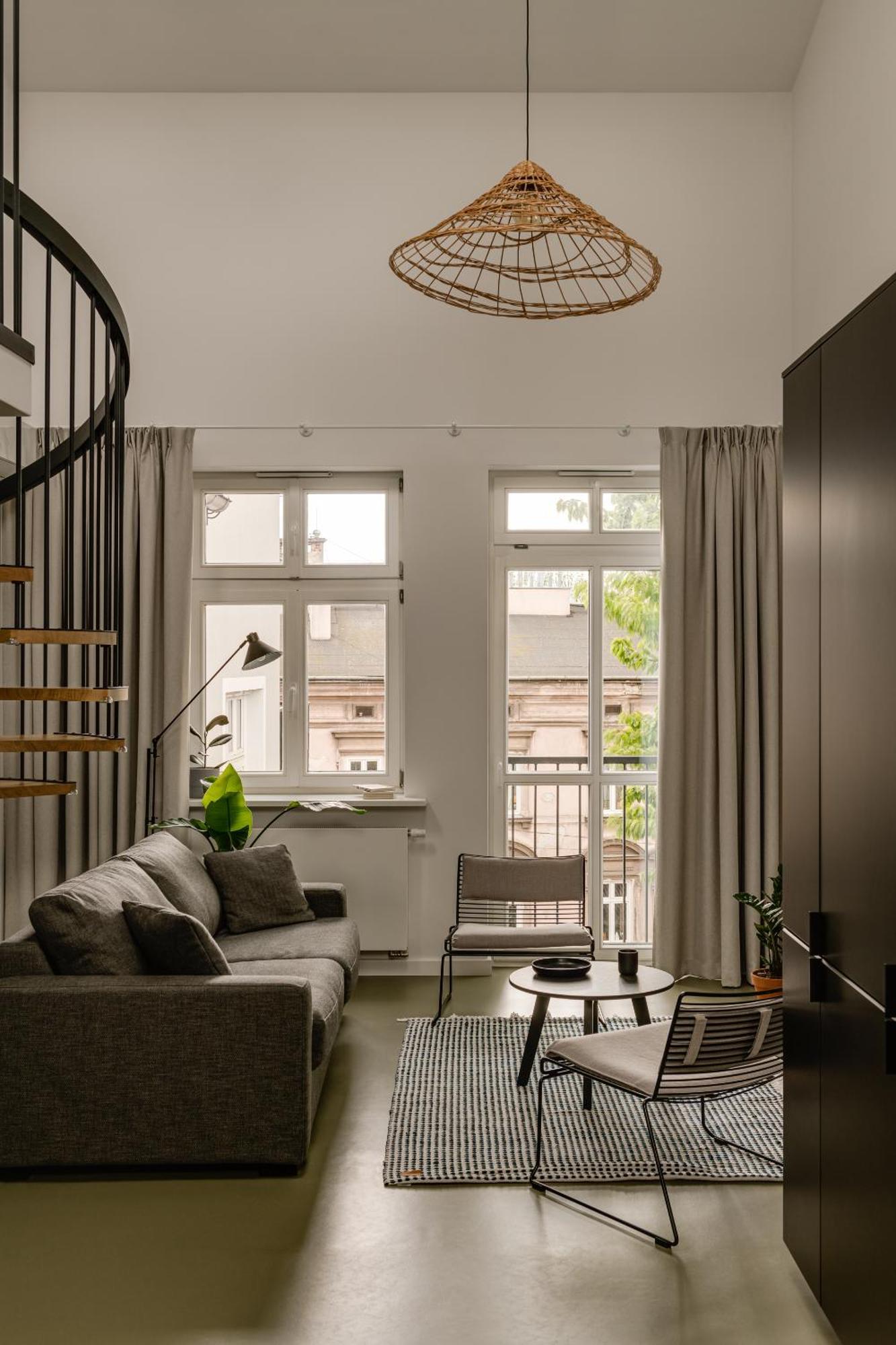 Three Bedroom Apartment with Mezzanine